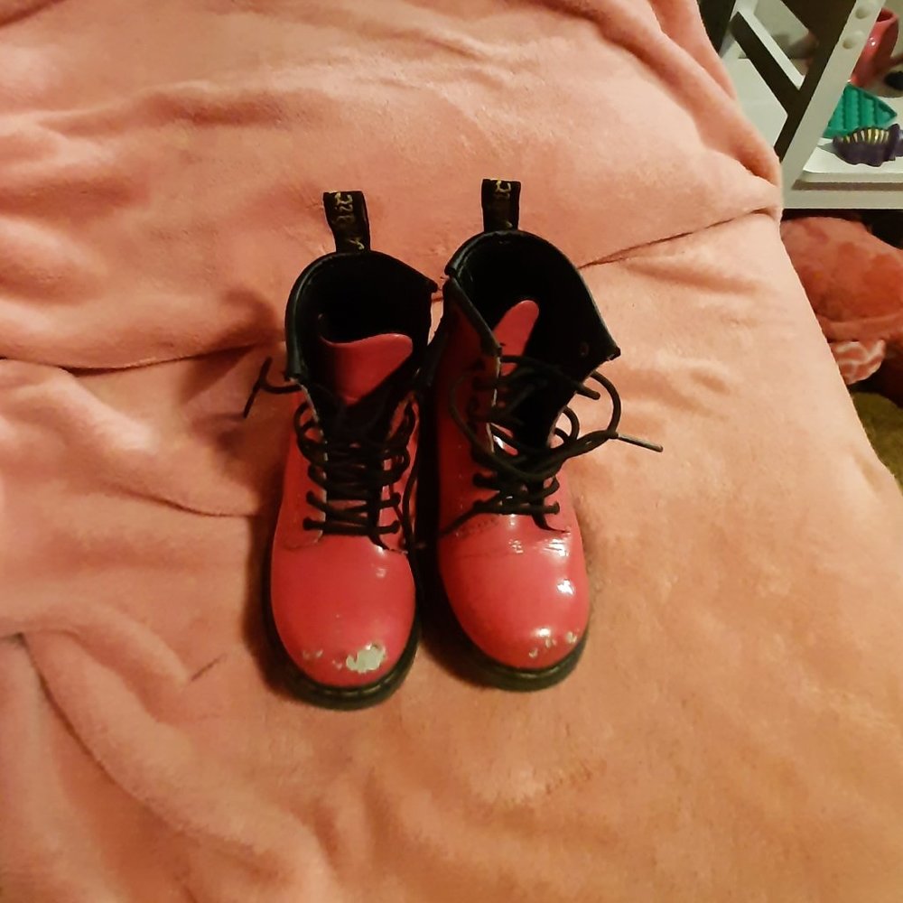 Dr. Martens Brooklee boots